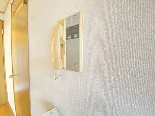 インターホン　※同タイプ